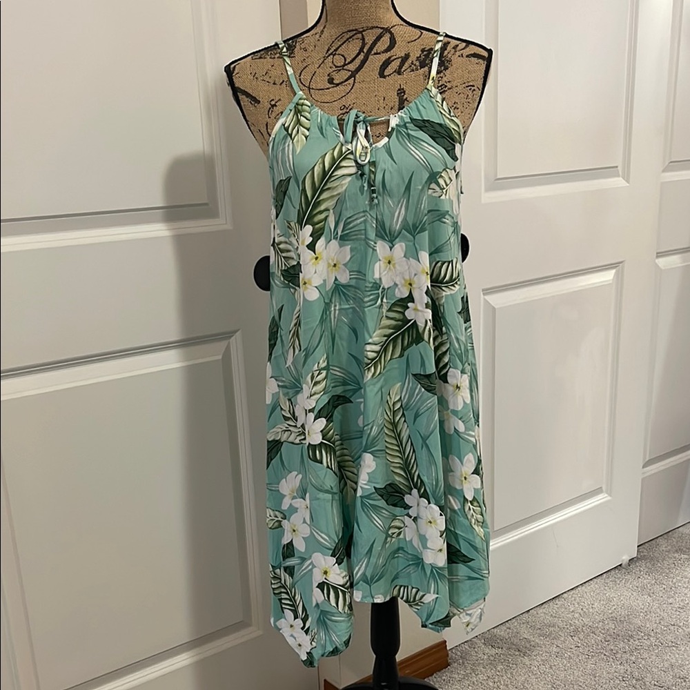 PuaNani Hawaiian Floral Light Green Midi Dress. L